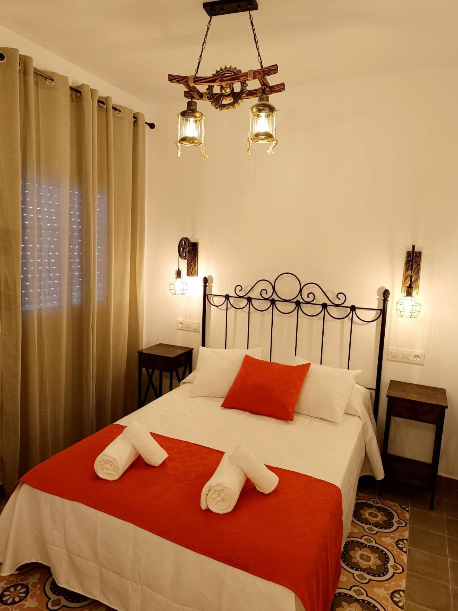 Hostal Casa Blanca Seville Exterior photo